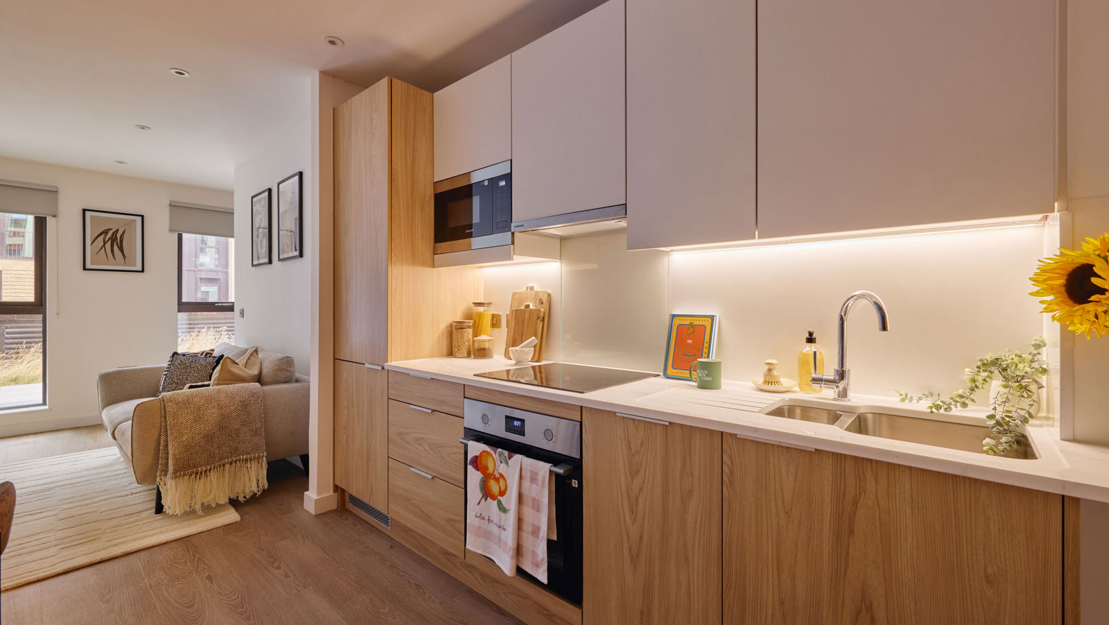 Signal Box Yard Studio Apartment Kitchen