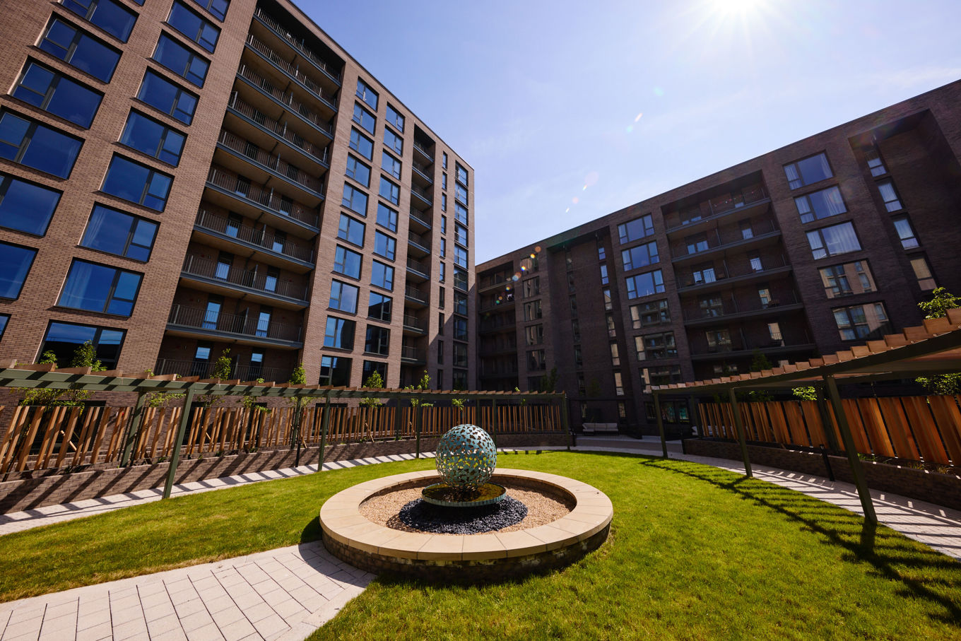 Parksquare Apr2025 0551L